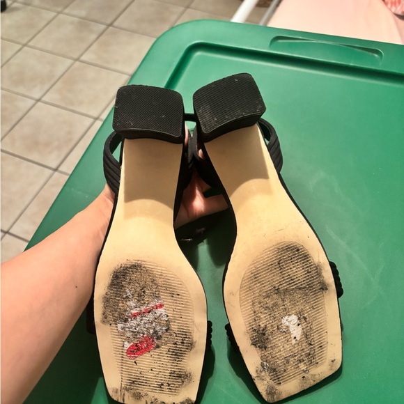 Steve Madden Elegant Black Heels - Picture 4 of 4